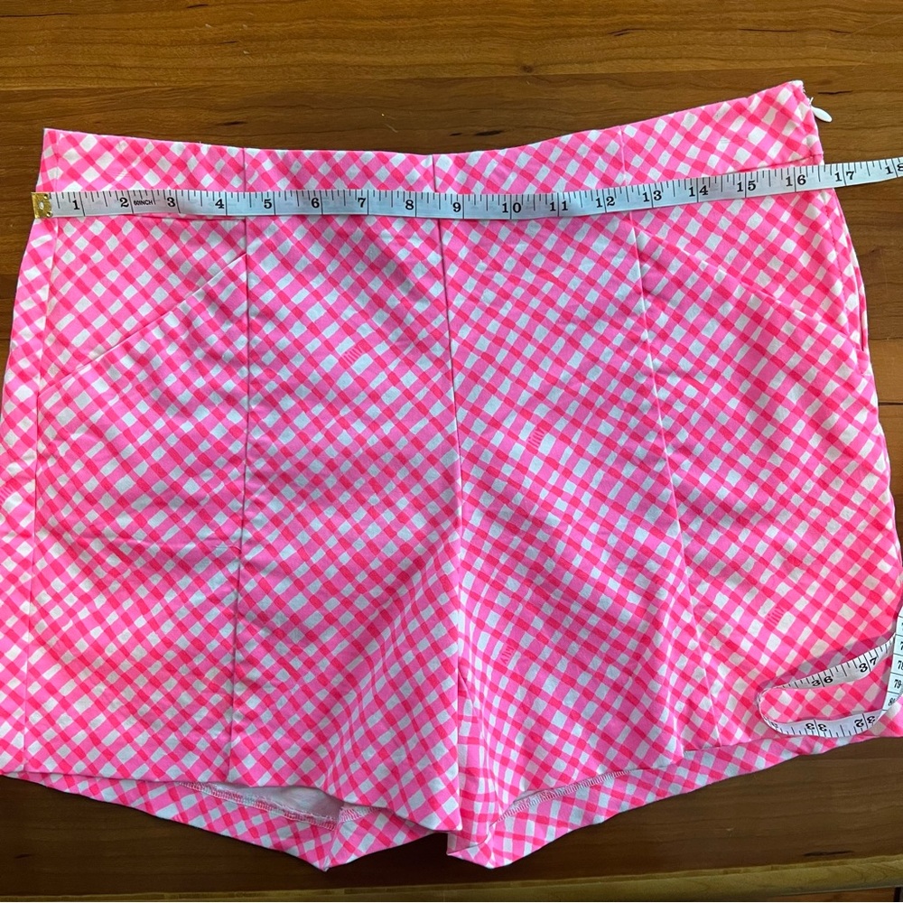 Lilly Pulitzer Arabeth Pink Gingham Women Shorts - Picture 2 of 10